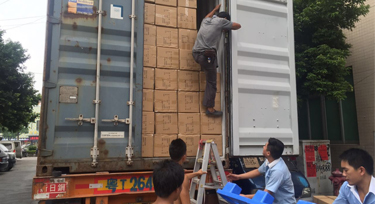 西班牙訂單整裝待發!光臣LED線條燈國內外熱銷!