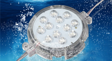 點光源問水底燈,我和線條燈一起掉水里你要先救誰?