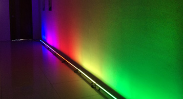 八段外控LED洗墻燈斷點(diǎn)續(xù)傳，好方案好品質(zhì)選光臣！