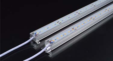 年前急單哪款線條燈交期短?經典2819幫到您!