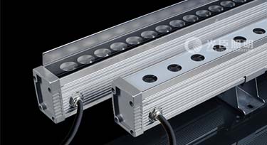 品質卓越 4060洗墻燈客戶收貨后立即追加訂單