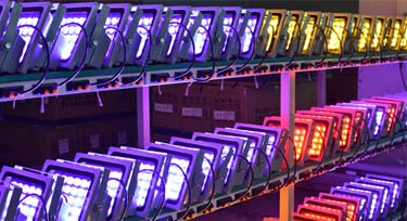 節(jié)前小高峰 光臣照明LED投光燈成客戶(hù)熱捧