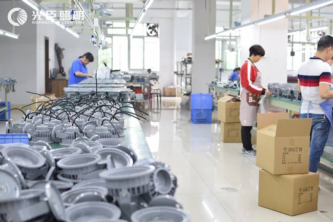 忙碌的一周,光臣照明LED射燈助力貴州景區夜景亮化