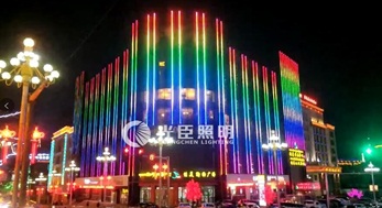 甘肅商場(chǎng)外墻亮化，全彩線條燈屏效果